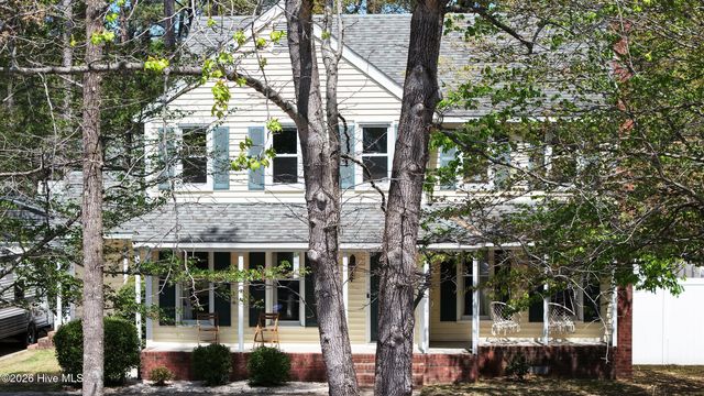 506 Cedarhurst Road, Greenville, NC 27834