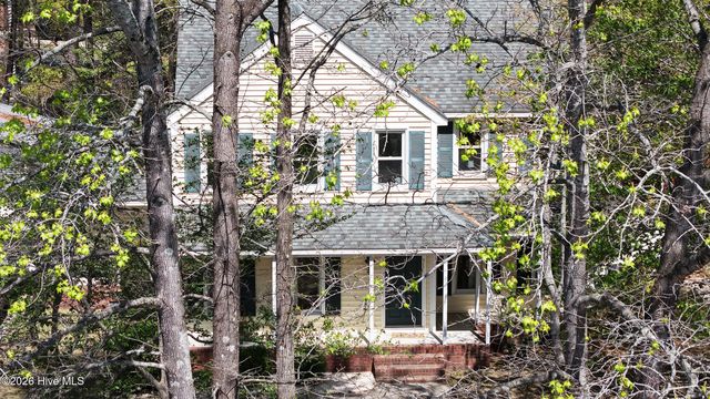 506 Cedarhurst Road, Greenville, NC 27834