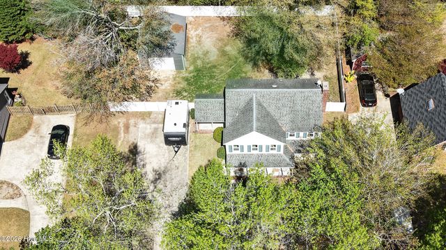 506 Cedarhurst Road, Greenville, NC 27834