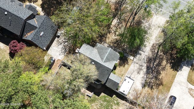 506 Cedarhurst Road, Greenville, NC 27834