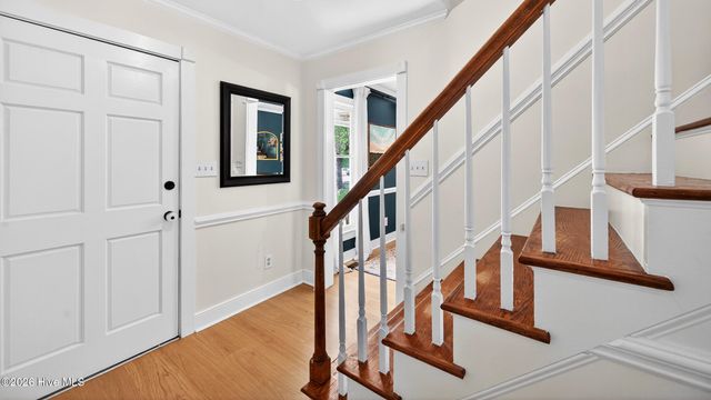 506 Cedarhurst Road, Greenville, NC 27834