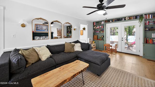 506 Cedarhurst Road, Greenville, NC 27834