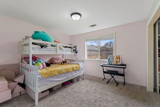 1204 Heather Lane, Central Point, OR 97502