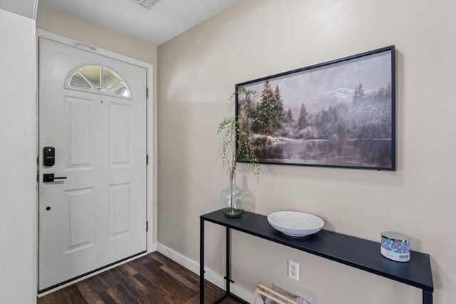 1204 Heather Lane, Central Point, OR 97502