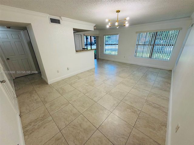 15689 SW 106th Ln 701, Miami, FL 33196