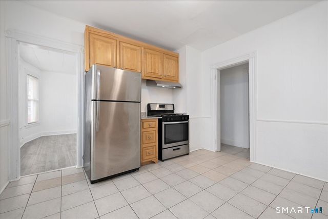 52-54 Hanover Street 1, Bridgeport, CT 06604