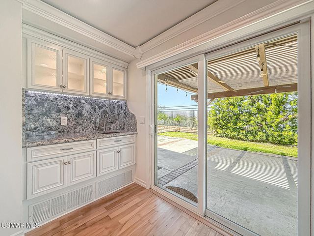 1761 Rivendell Circle, Newbury Park, CA 91320