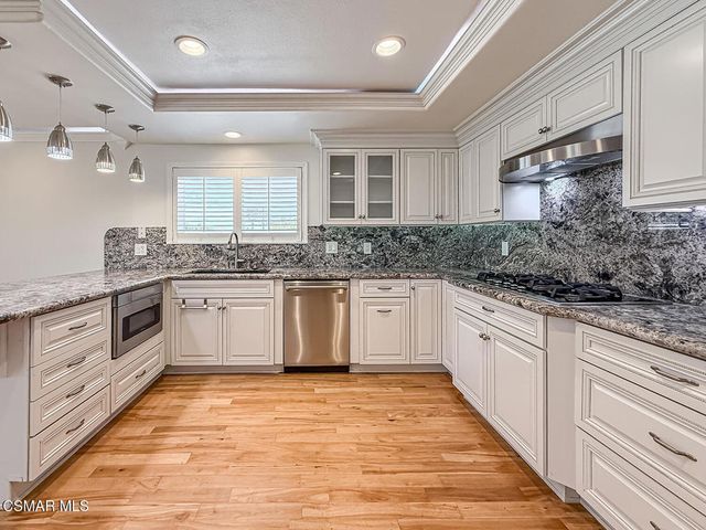 1761 Rivendell Circle, Newbury Park, CA 91320