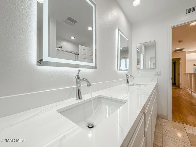 1761 Rivendell Circle, Newbury Park, CA 91320