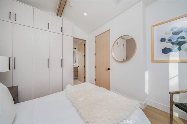 12207 Valleyheart Drive, Studio City, CA 91604