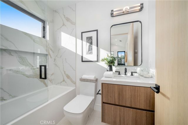 12207 Valleyheart Drive, Studio City, CA 91604