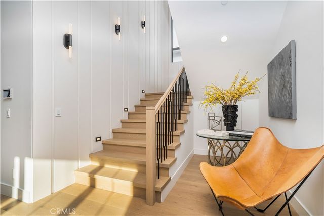 12207 Valleyheart Drive, Studio City, CA 91604