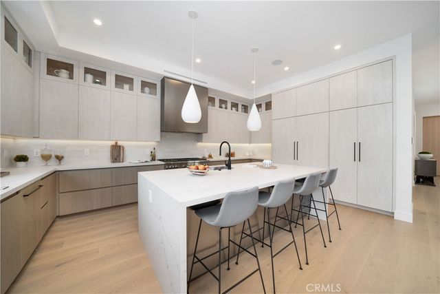 12207 Valleyheart Drive, Studio City, CA 91604