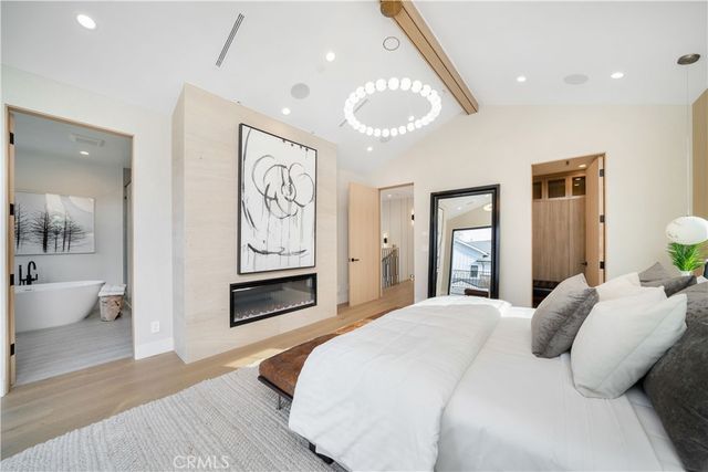 12207 Valleyheart Drive, Studio City, CA 91604