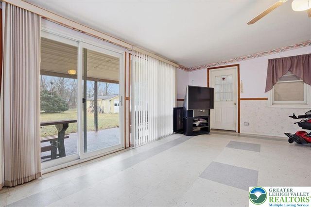 422 Erie Road, Richland Twp, PA 18951