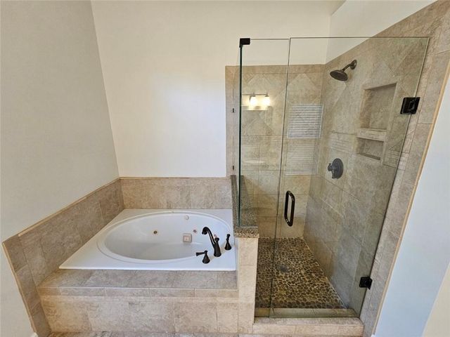 11640 Vista Forest Drive, Alpharetta, GA 30005