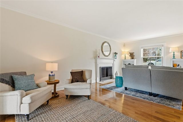 1345 Murdoch Rd, Squirrel Hill, PA 15217