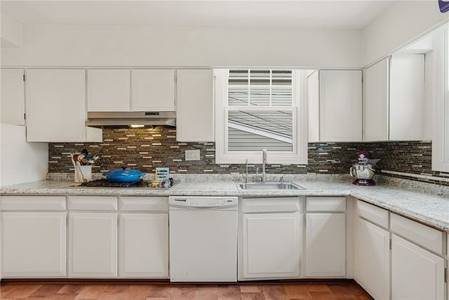 1345 Murdoch Rd, Squirrel Hill, PA 15217