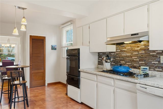 1345 Murdoch Rd, Squirrel Hill, PA 15217