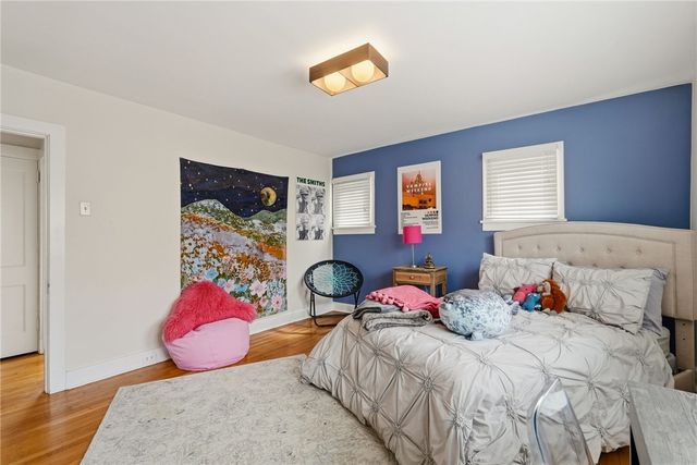 1345 Murdoch Rd, Squirrel Hill, PA 15217