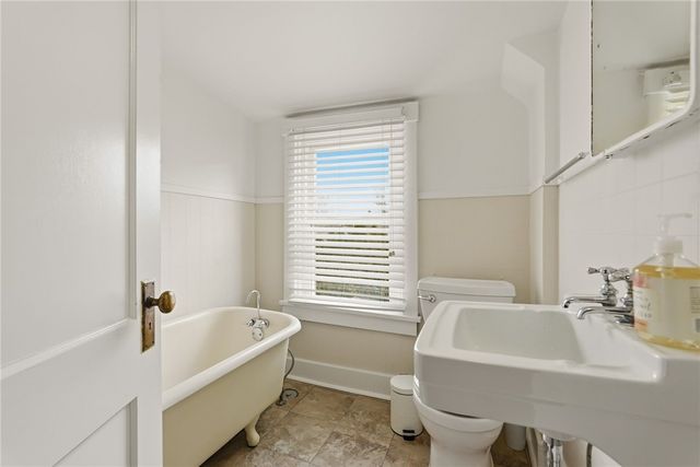 1345 Murdoch Rd, Squirrel Hill, PA 15217