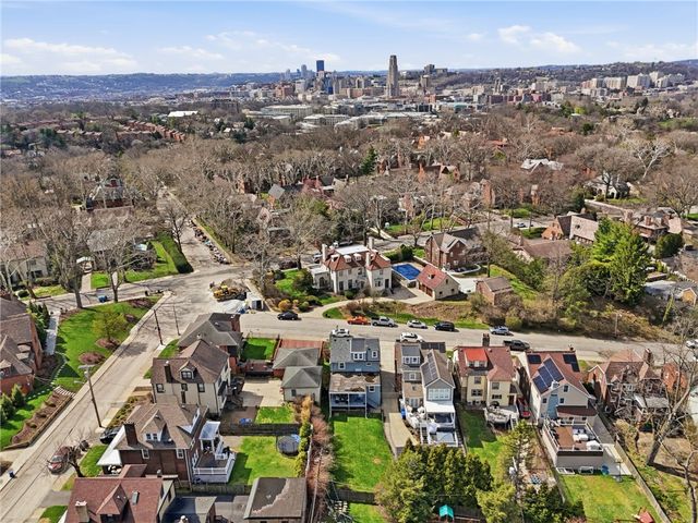 1345 Murdoch Rd, Squirrel Hill, PA 15217