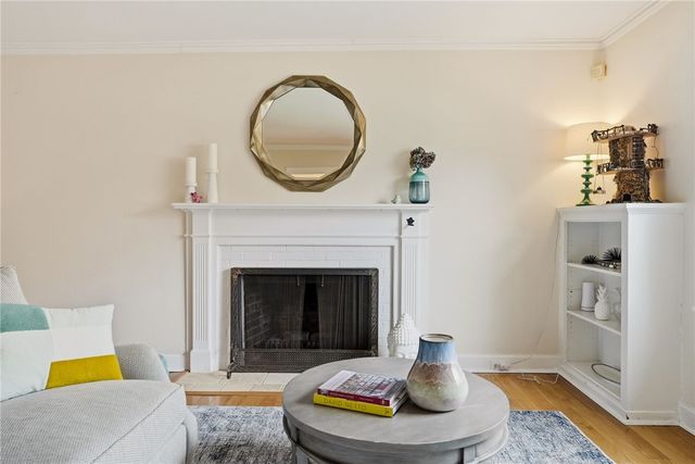 1345 Murdoch Rd, Squirrel Hill, PA 15217