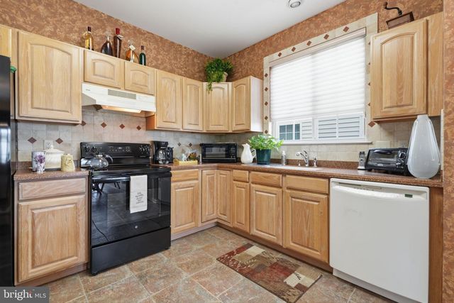808 NATHANIEL TRL, Warwick, PA 18974
