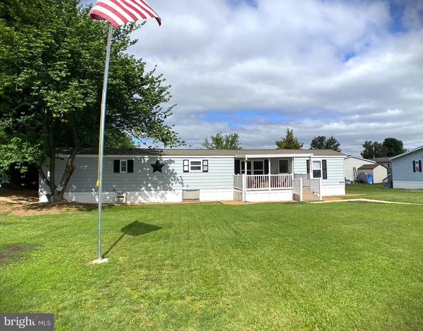 101 GROUSE DR, Lancaster, PA 17603