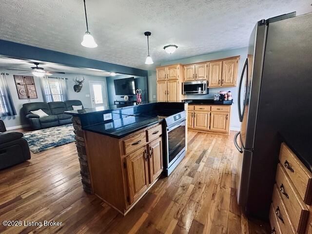 341 Palomino Dr, Harrodsburg, KY 40330