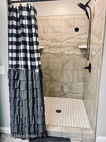 341 Palomino Dr, Harrodsburg, KY 40330