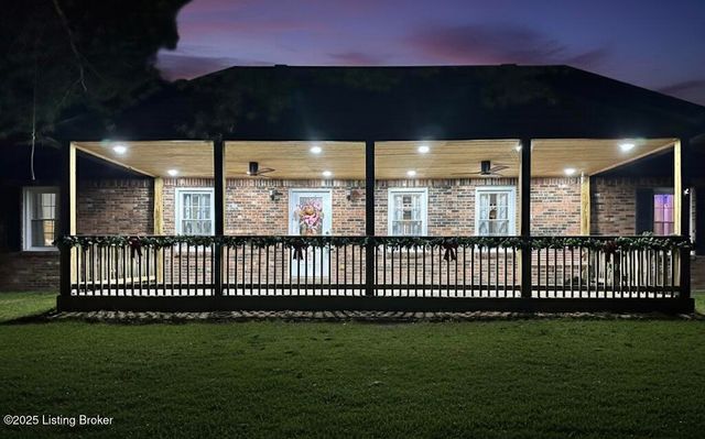 341 Palomino Dr, Harrodsburg, KY 40330