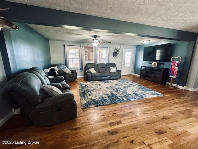 341 Palomino Dr, Harrodsburg, KY 40330