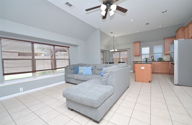 1409 Fox Glen Trail, Mansfield, TX 76063