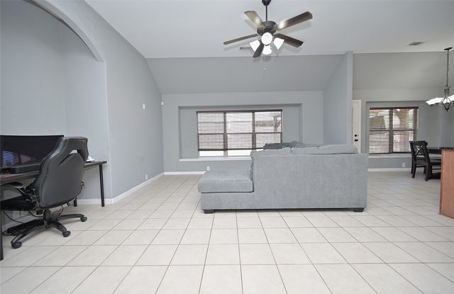 1409 Fox Glen Trail, Mansfield, TX 76063