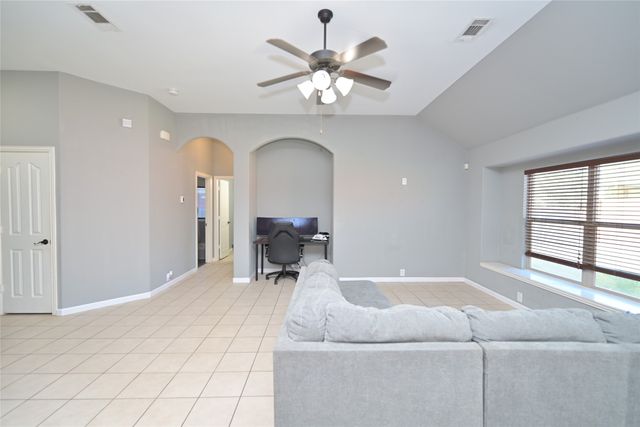 1409 Fox Glen Trail, Mansfield, TX 76063