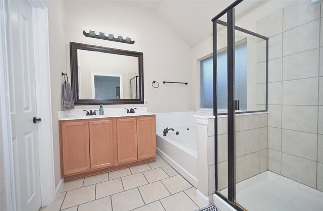 1409 Fox Glen Trail, Mansfield, TX 76063