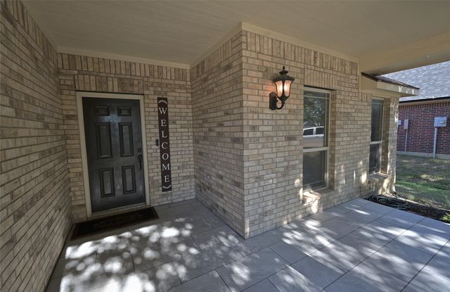 1409 Fox Glen Trail, Mansfield, TX 76063