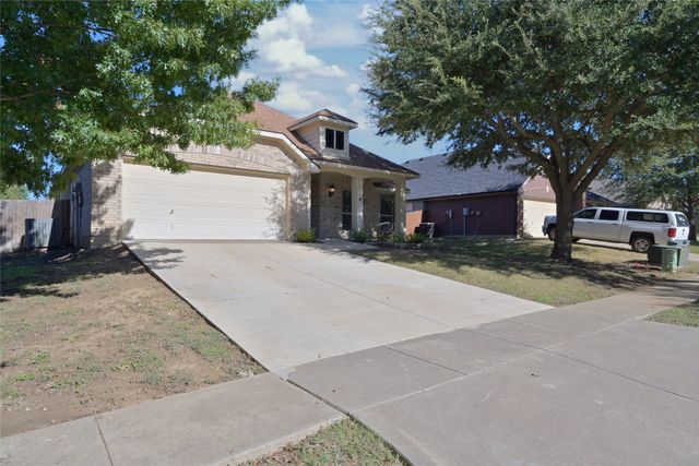1409 Fox Glen Trail, Mansfield, TX 76063