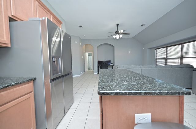 1409 Fox Glen Trail, Mansfield, TX 76063