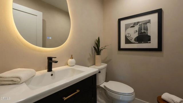 2283 Northpark Street, Thousand Oaks, CA 91362