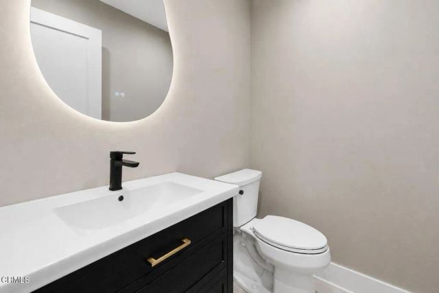 2283 Northpark Street, Thousand Oaks, CA 91362