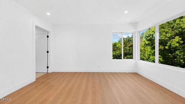2283 Northpark Street, Thousand Oaks, CA 91362