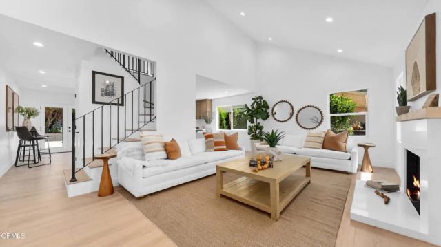 2283 Northpark Street, Thousand Oaks, CA 91362