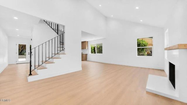 2283 Northpark Street, Thousand Oaks, CA 91362