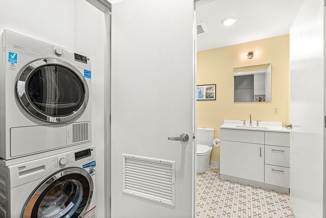 346 Congress St 514, Boston, MA 02210