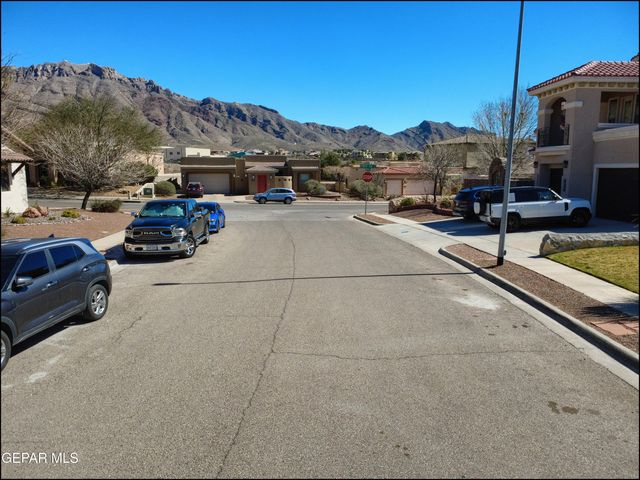 1231 FRANKLIN PERCH Place, El Paso, TX 79912