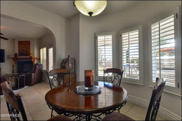 1231 FRANKLIN PERCH Place, El Paso, TX 79912