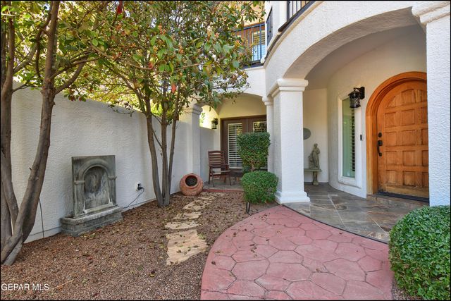 1231 FRANKLIN PERCH Place, El Paso, TX 79912