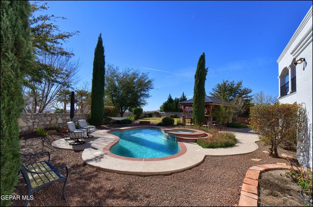 1231 FRANKLIN PERCH Place, El Paso, TX 79912